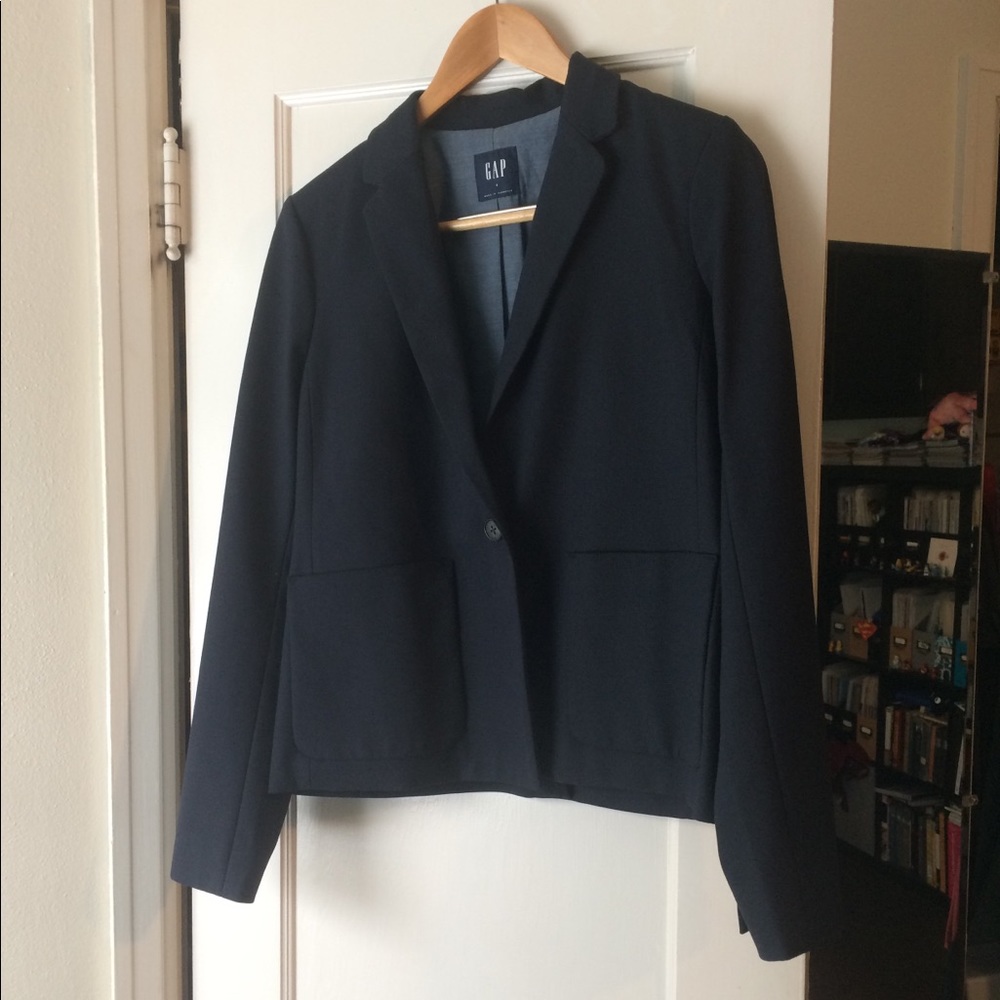 ⭐️Gap Navy Blazer ⭐️